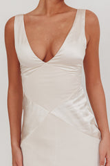 Soul Fire V-Neck Maxi Dress Champagne