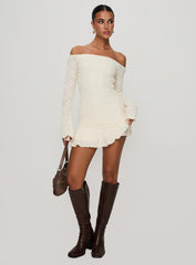 Vancesca Long Sleeve Mini Dress Cream