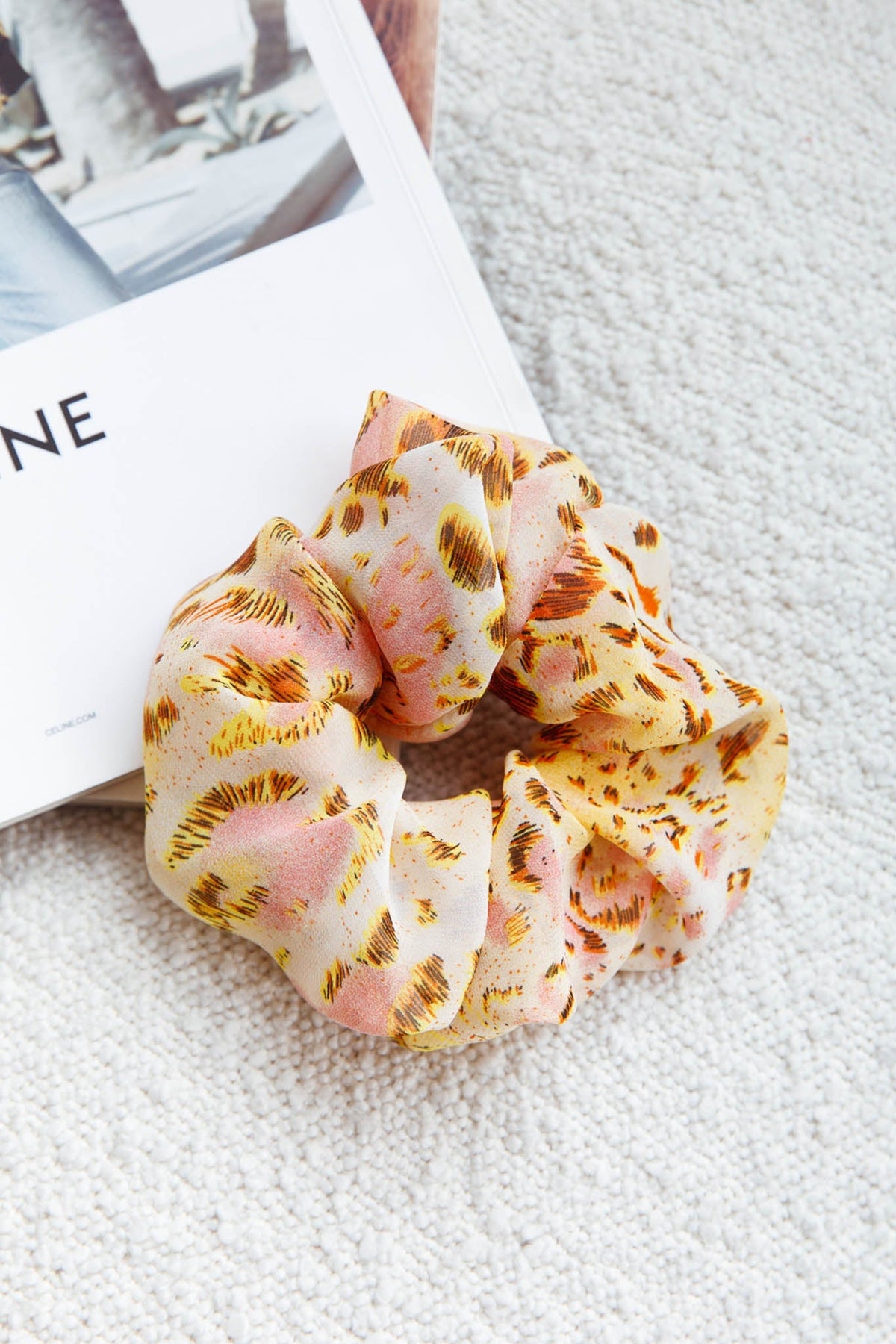 Chouchou Scrunchie Animal Yellow