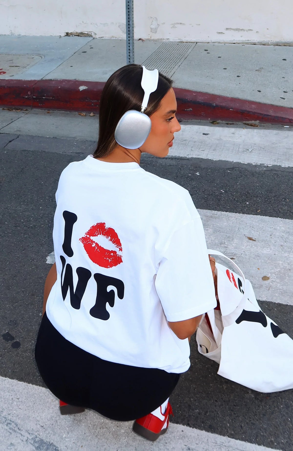 11th Street City Of Dreams Oversized Tee Frosting